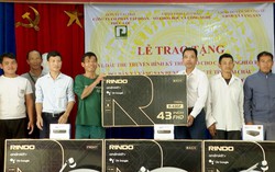 Lai Châu: Trao tặng tivi, đầu thu truyền hình kỹ thuật số giúp người dân giảm nghèo thông tin