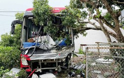 Xe khách mất lái gây va chạm liên hoàn khiến đôi vợ chồng tử vong 