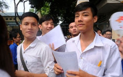 Bộ GD-ĐT "tuýt còi" những trường tuyển sinh bằng tổ hợp "lạ"