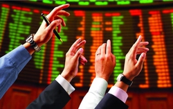 VN-Index “bốc hơi” mọi nỗ lực 2 tháng qua, kịch bản nào cho chứng khoán Việt Nam?