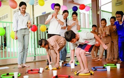 Thầy giáo Gen Z bền bỉ nhân yêu thương