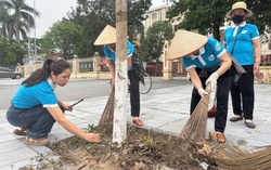 Gần 500 cán bộ, hội viên phụ nữ Hưng Yên tổng vệ sinh môi trường
