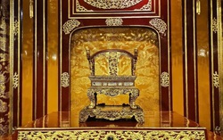 Thành lập Hội đồng phục chế bảo vật quốc gia Ngai vua triều Nguyễn