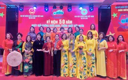 Phó Chủ tịch Thường trực Hội LHPNVN Đỗ Thị Thu Thảo tham dự Lễ kỷ niệm 50 năm Ngày Giải phóng miền Nam, thống nhất đất nước tại Ba Lan