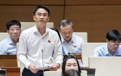 Đại biểu Quốc hội lo ngại giáo viên vùng cao "muôn đời không về được dưới xuôi"