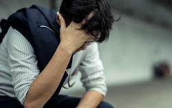 Chồng như người thừa khi đột ngột bị mất việc làm