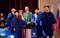 VinUni đặt mục tiêu vào top 100 đại học hàng đầu thế giới - Mời tuyển 500 nhà khoa học toàn cầu