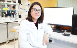 Những nhà khoa học nữ miệt mài giải mã vi nhựa