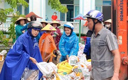 Hải Phòng: Cán bộ, hội viên phụ nữ giúp Nhân dân ứng phó bão số 3