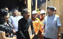 Điện lưới quốc gia "về bản" mở ra chương mới cho 85 hộ dân người Mông