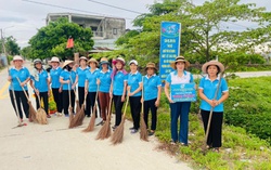 Đà Nẵng: Phụ nữ làm đẹp môi trường, chào mừng Đại hội Đảng bộ các cấp
