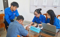 TP Huế: Thanh niên trở thành "cầu nối số" giữa chính quyền và người dân