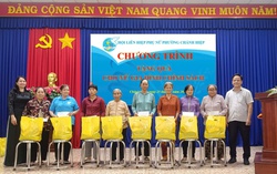 TPHCM: Hội LHPN phường Chánh Hiệp họp mặt, tặng quà nữ gia đình chính sách