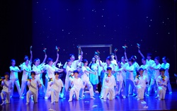 Gần 100 diễn viên tham gia vũ kịch "Sắc màu tuổi thơ 6"