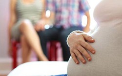 Mang thai hộ: Khi mục đích nhân đạo đối mặt với tội phạm