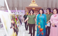  Những "bông hồng thép" trong bản hùng ca giữ nước