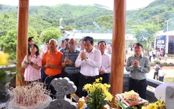 Tưởng niệm các nạn nhân bị thiệt mạng do lũ quét ở Làng Nủ