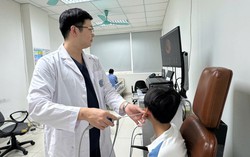 Tai nạn hi hữu: Bệnh nhi nuốt đỉa, nhét ngọc trai vào tai
