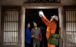 Những cánh thư tri ân tới Người thợ điện Thủ đô