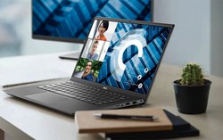 Nhà trường lên tiếng vụ phụ huynh phải đóng tiền mua laptop cho giáo viên ở Hà Nội