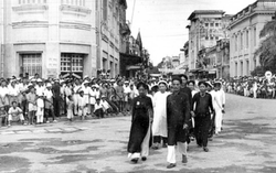 Chuyện vận động thân hào trong mùa thu lịch sử