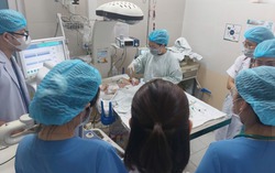 Cứu sống trẻ 1 tháng tuổi suy hô hấp nặng bằng kỹ thuật thở máy tần số cao