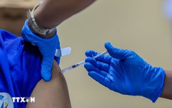 Xuất hiện biến thể XFG của SARS-CoV-2, triệu chứng đau họng "như dao cạo"