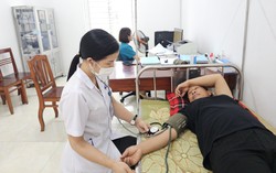 Phát động Tuần lễ Làm mẹ an toàn năm 2025
