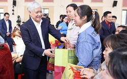 UBTƯ MTTQ Việt Nam ban hành Hướng dẫn triển khai Tháng cao điểm "Vì người nghèo" năm 2025 từ ngày 17/10 đến 18/11