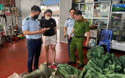 Hà Nội: Thu giữ 1 tấn "lạp xưởng nướng đá" không rõ nguồn gốc