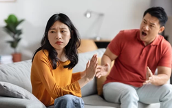 Những người phụ nữ “vắt kiệt mình” để giữ mái nhà cho con