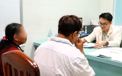 Cứu cô gái trẻ thoát khỏi nguy cơ mang ống thông tiểu suốt đời