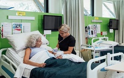 Đầu tư vào sức khỏe phụ nữ vẫn thấp, không cân xứng