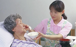 Nỗi tủi thân của con gái đứng ngoài di sản gia đình