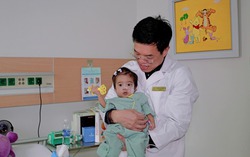 Kỳ tích ghép gan thành công cho bé gái gần 1 tuổi, cân nặng chỉ 5,3 kg