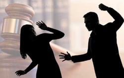 Chồng chém vợ và con gái tại tiệm tóc ở Bắc Ninh