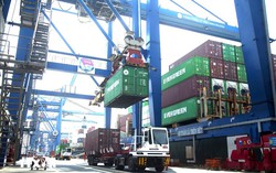 GDP tăng 8,02%, Việt Nam được truyền thông quốc tế coi là điểm sáng của châu Á