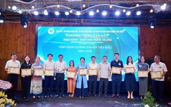 Phường Tân Hưng (TPHCM) gặp mặt, vinh danh doanh nghiệp