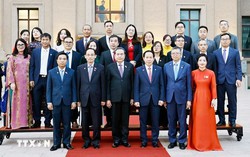 Video: Chủ tịch Quốc hội Trần Thanh Mẫn gặp gỡ cộng đồng người Việt tại Trung Quốc