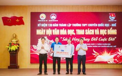 Đưa thư viện số về từng gia đình