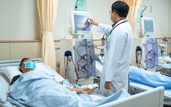 Chuyên gia khuyến cáo về biến chứng khi chạy thận