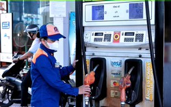 Đề xuất doanh nghiệp xăng dầu báo giá mới trước 30 phút, dừng Quỹ bình ổn từ năm 2027