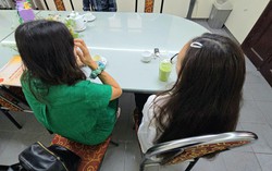 Bản án quyền nuôi con có hiệu lực 4 năm chưa được thi hành: Người mẹ vẫn mòn mỏi chờ đợi
