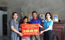 Trao hỗ trợ cho hội viên phụ nữ có hoàn cảnh khó khăn hoàn thiện nhà ở