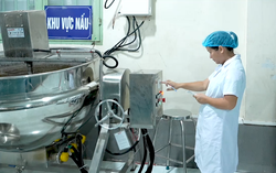 Nữ founder tự tin đưa máy móc và công nghệ số "làm bạn" với cây dược liệu quê nhà