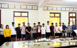 Lạng Sơn: Triệt phá sới bạc trên đồi vắng, bắt 20 đối tượng