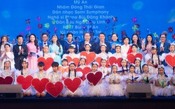 Doanh nhân Nguyễn Thị Phương Thảo dự chương trình "Kết nối yêu thương"