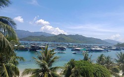 Khánh Hòa phát hiện 26/27 nhà bè "tự phát" trên Vịnh sau phản ánh của Báo Phụ nữ Việt Nam