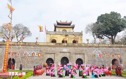 Lần đầu tiên tổ chức Đường hoa Tết trong Hoàng thành Thăng Long