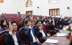 Ninh Bình: Thông qua danh sách người ứng cử tiêu biểu về phẩm chất, năng lực